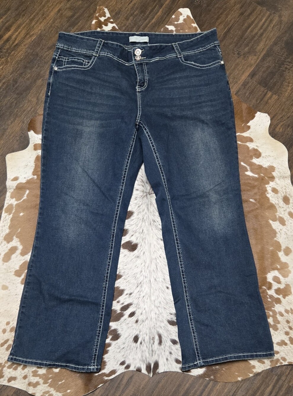Embroidered 5 Pocket Jeans For Women